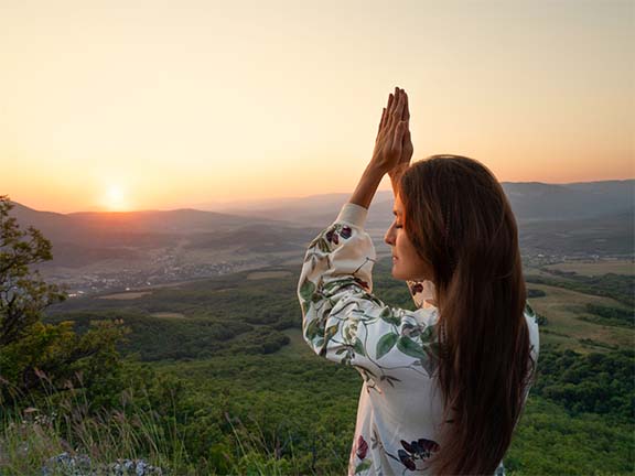 девушка восход метта