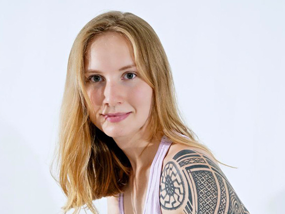 Александра Ресолано