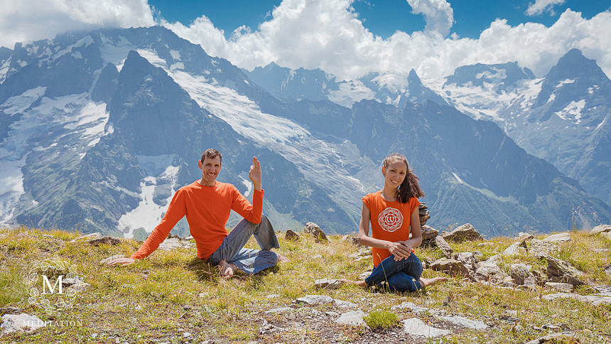 йога в горах фото