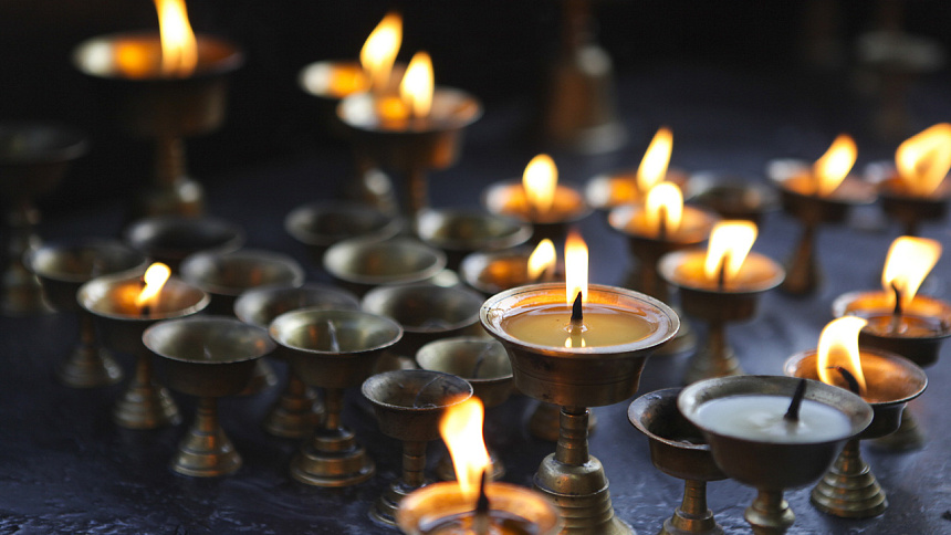 свечи, огонь