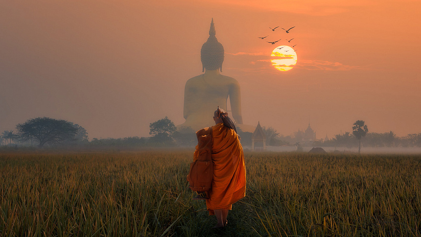 монахи, статуя Будды