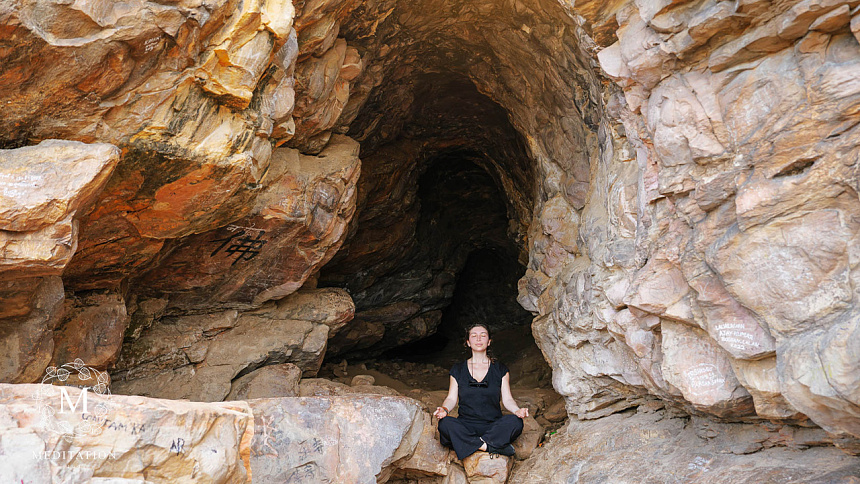 ретрит медитация