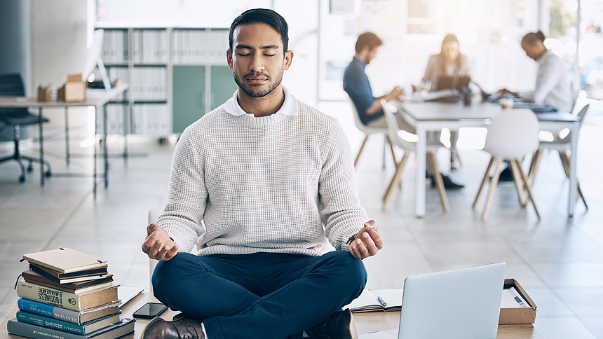 медитация на работе фото