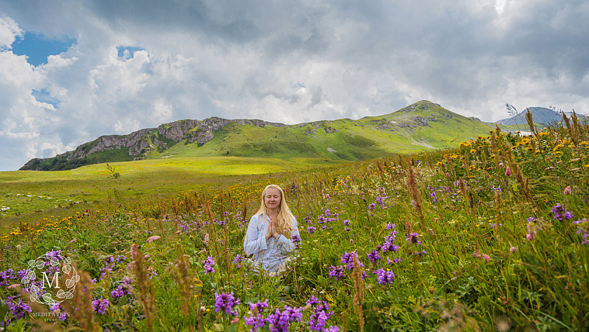медитация на природе фото