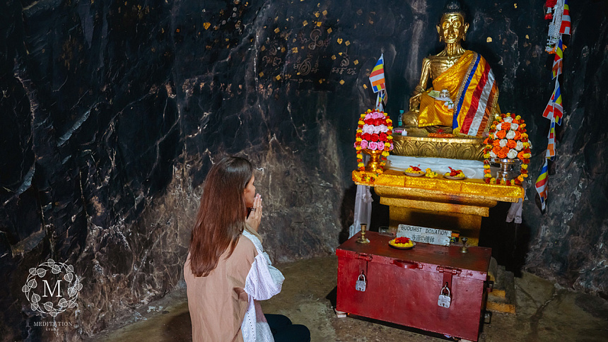 медитация в пещере фото