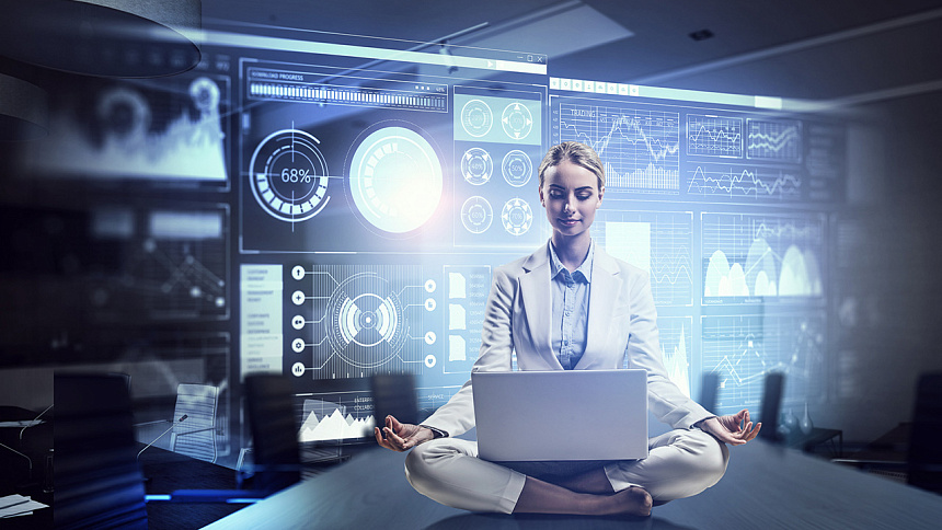 йога на работе фото