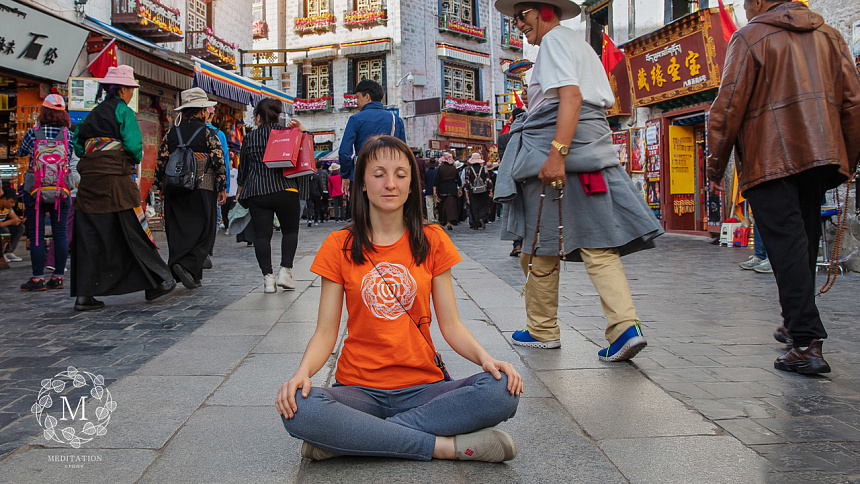 медитация в городе фото