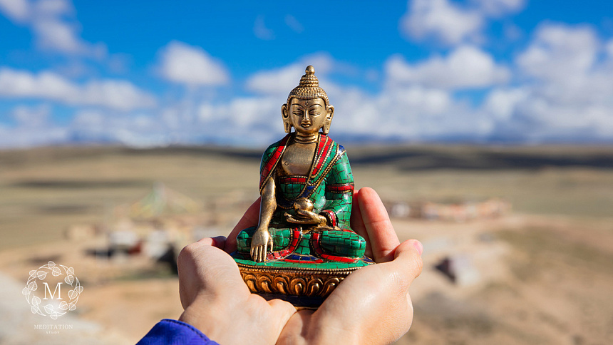 Будда, горы Тибета