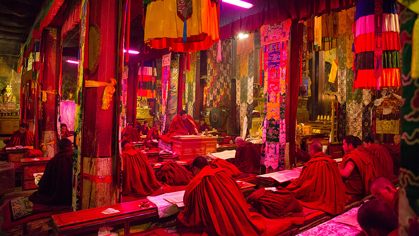 монахи, буддизм