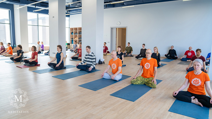 медитация в городе