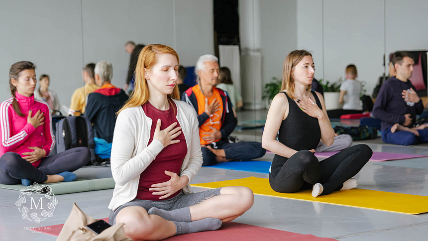 Практика пранаямы в группе фото